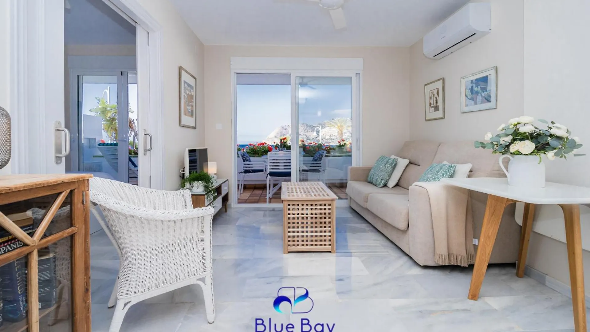 Bliss On The Bay Apartment La Herradura